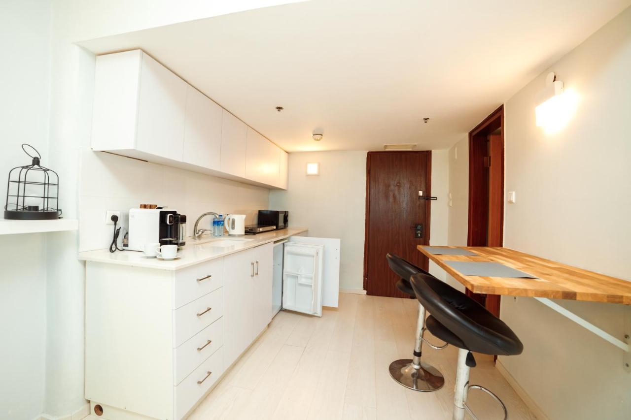 Appartement Sunny Sea View Studio à Herzelia Extérieur photo